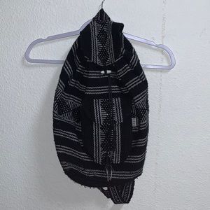 Small Black & White Hippie Bag W/ Front Pouch